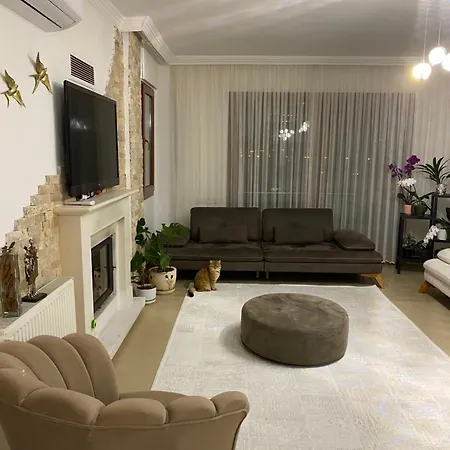 Huzurlu Bir Tatil Icin Alacati Eskiomerler