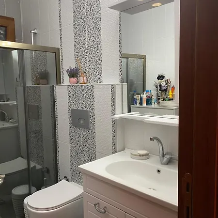 Huzurlu Bir Tatil Icin Alacati Eskiomerler